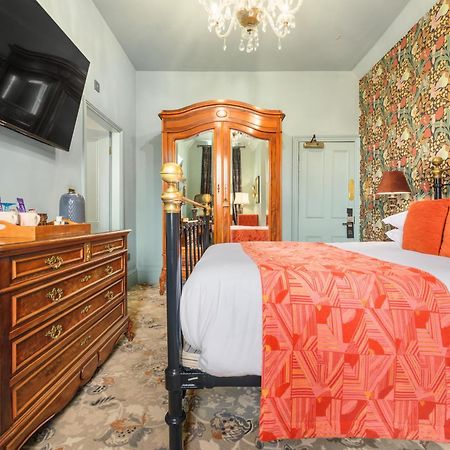 Clementine'S Guest House York Luaran gambar A room at the hotel