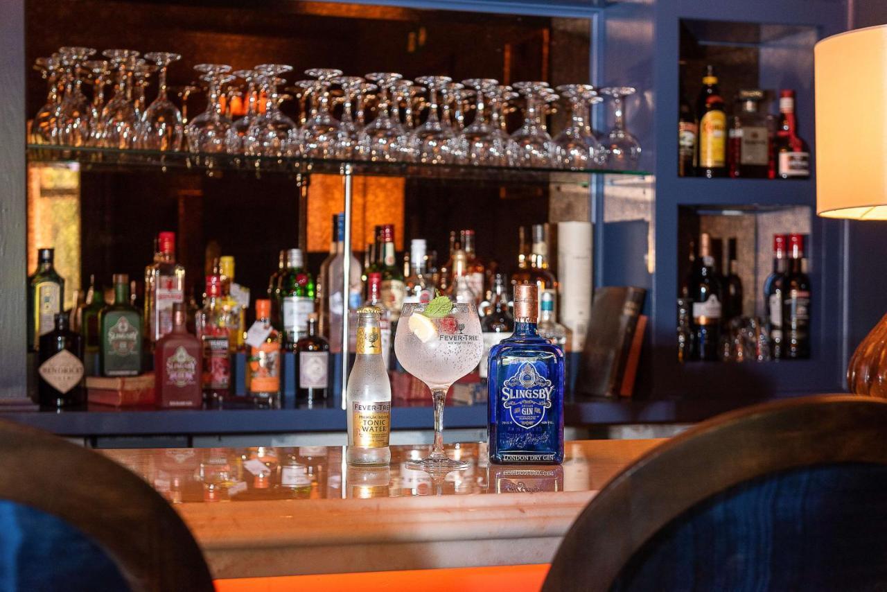 Clementine'S Guest House York Luaran gambar A bar in a restaurant
